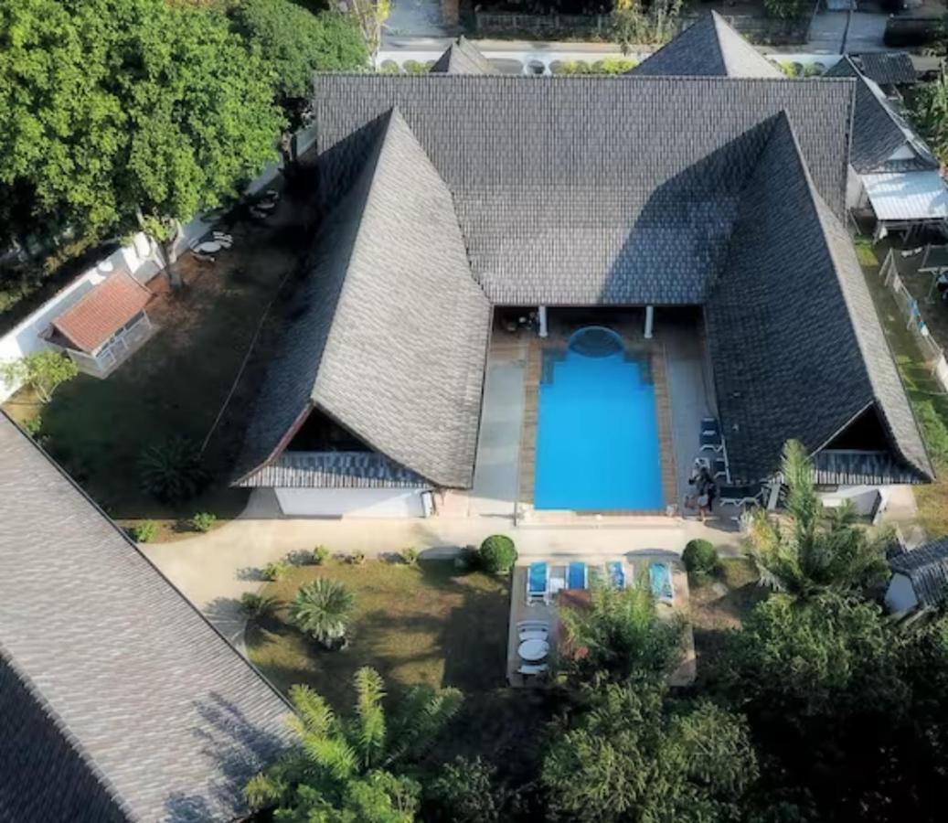 Chalong Palm Residence Buitenkant foto