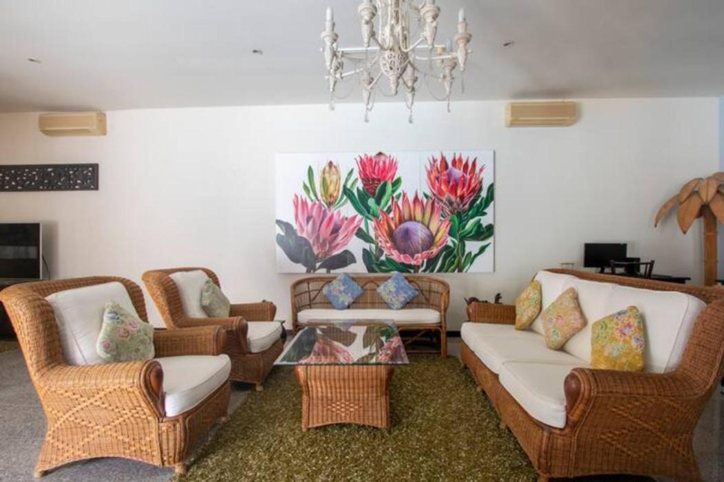 Chalong Palm Residence Buitenkant foto