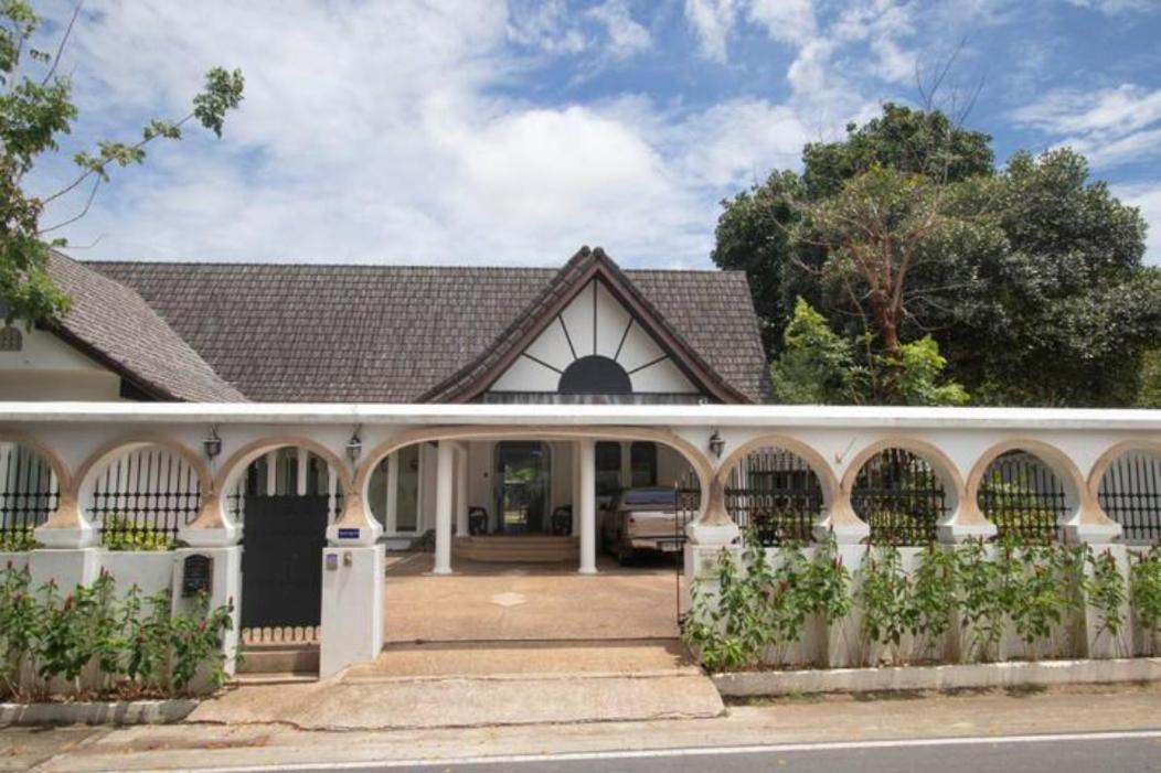 Chalong Palm Residence Buitenkant foto
