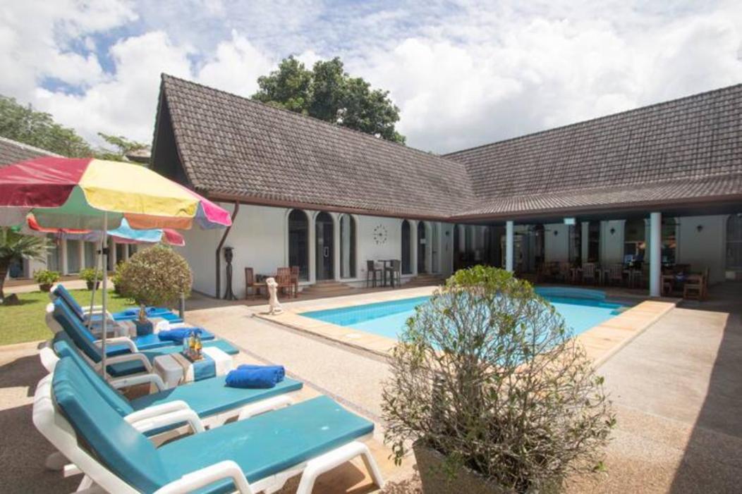 Chalong Palm Residence Buitenkant foto