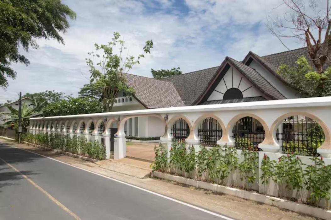 Chalong Palm Residence Buitenkant foto